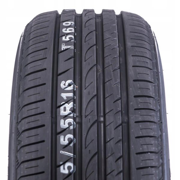 4x OPONY 195/50R15 Roadstone Eurovis Sport 04